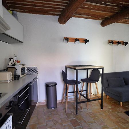 Maison De Village Provencal Ventabren Bagian luar foto