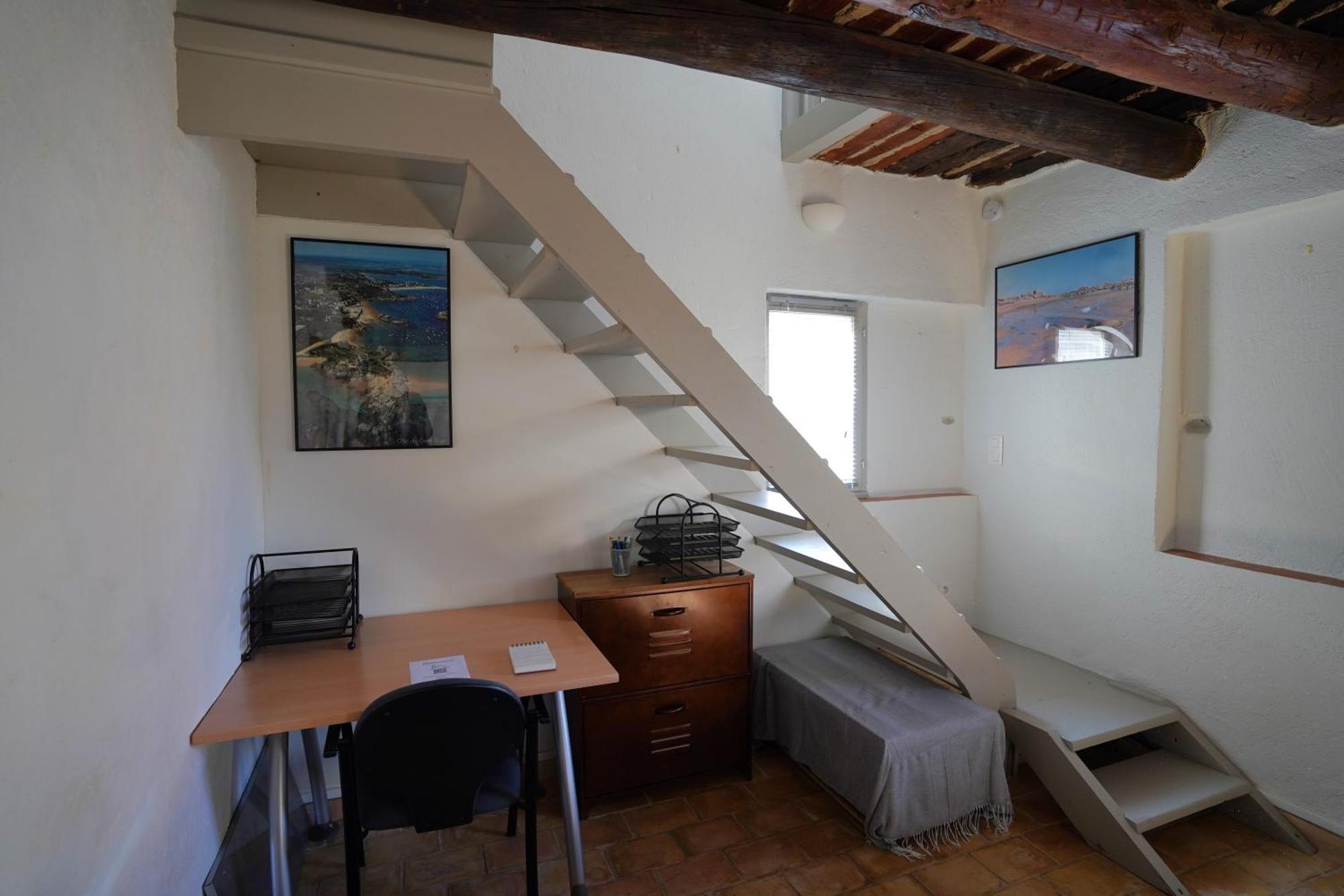 Maison De Village Provencal Ventabren Bagian luar foto