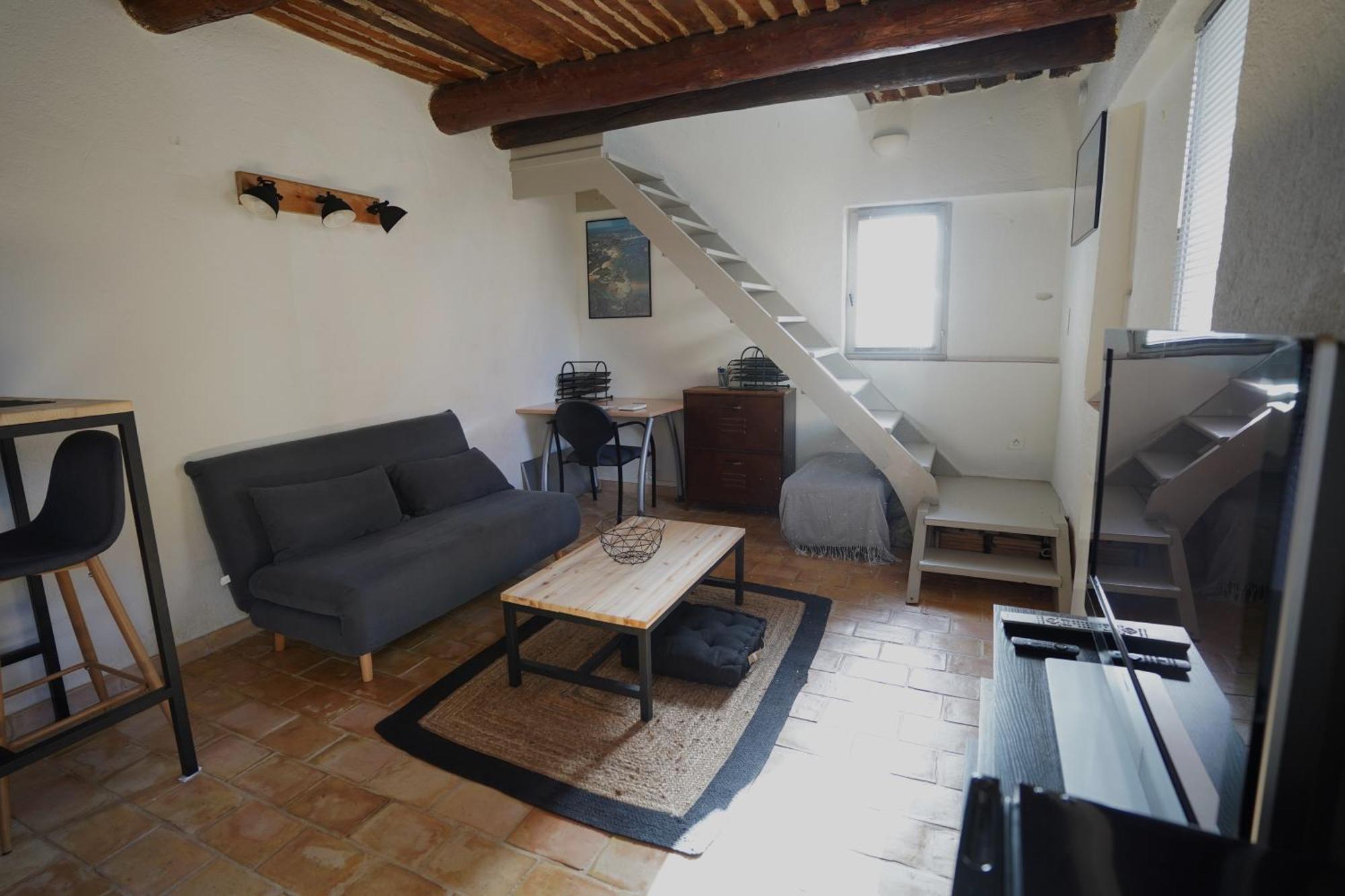 Maison De Village Provencal Ventabren Bagian luar foto