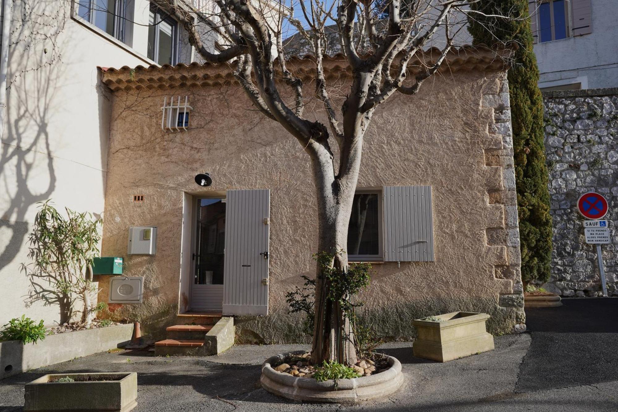 Maison De Village Provencal Ventabren Bagian luar foto