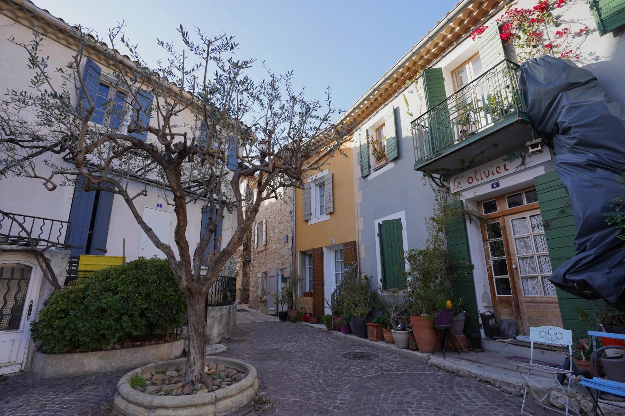 Maison De Village Provencal Ventabren Bagian luar foto